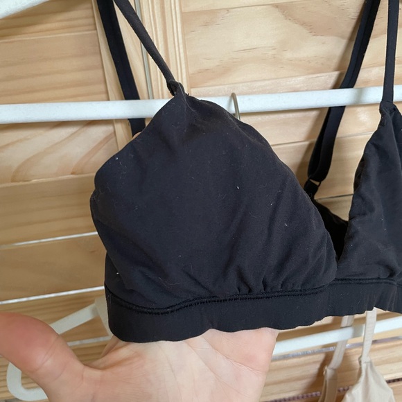 Skim size small bralettes - Picture 3 of 5